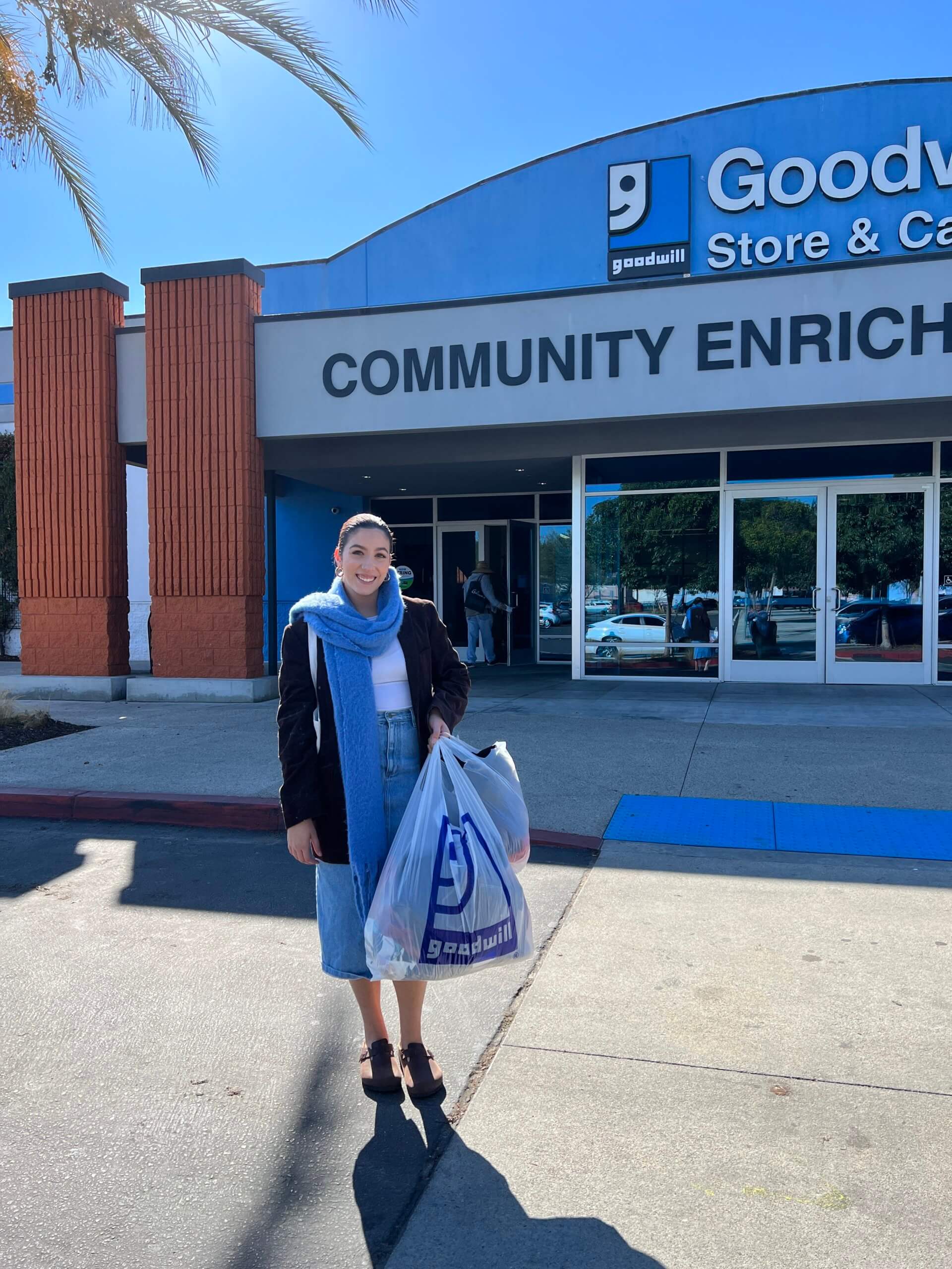 Black Friday Thrift Haul with Claire Chiaromonte Goodwill Southern